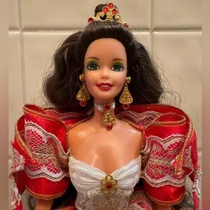 Happy Holidays Special Edition Brunette Barbie 1997